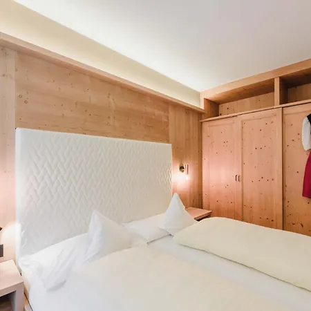 Apartament Cesa Edelweiss Living & *