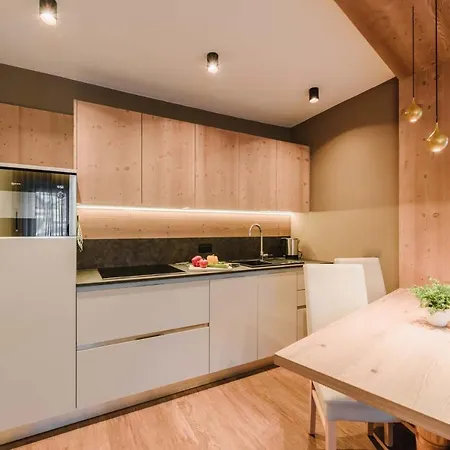 Apartament Cesa Edelweiss Living & Campitello di Fassa
