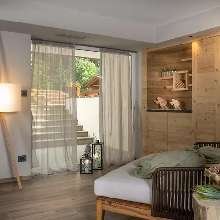 Cesa Edelweiss Living & Lejlighed Campitello di Fassa