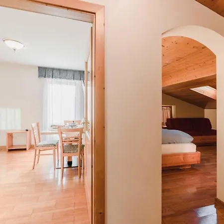 Cesa Edelweiss Living & *